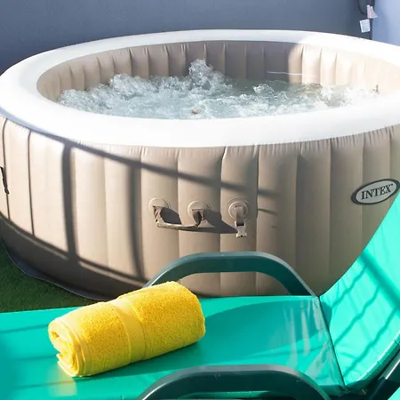 Casa Caromba, Sunrise Празерс